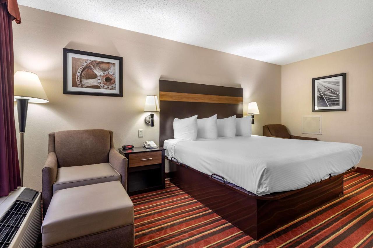 Best Western Lindale Inn מראה חיצוני תמונה