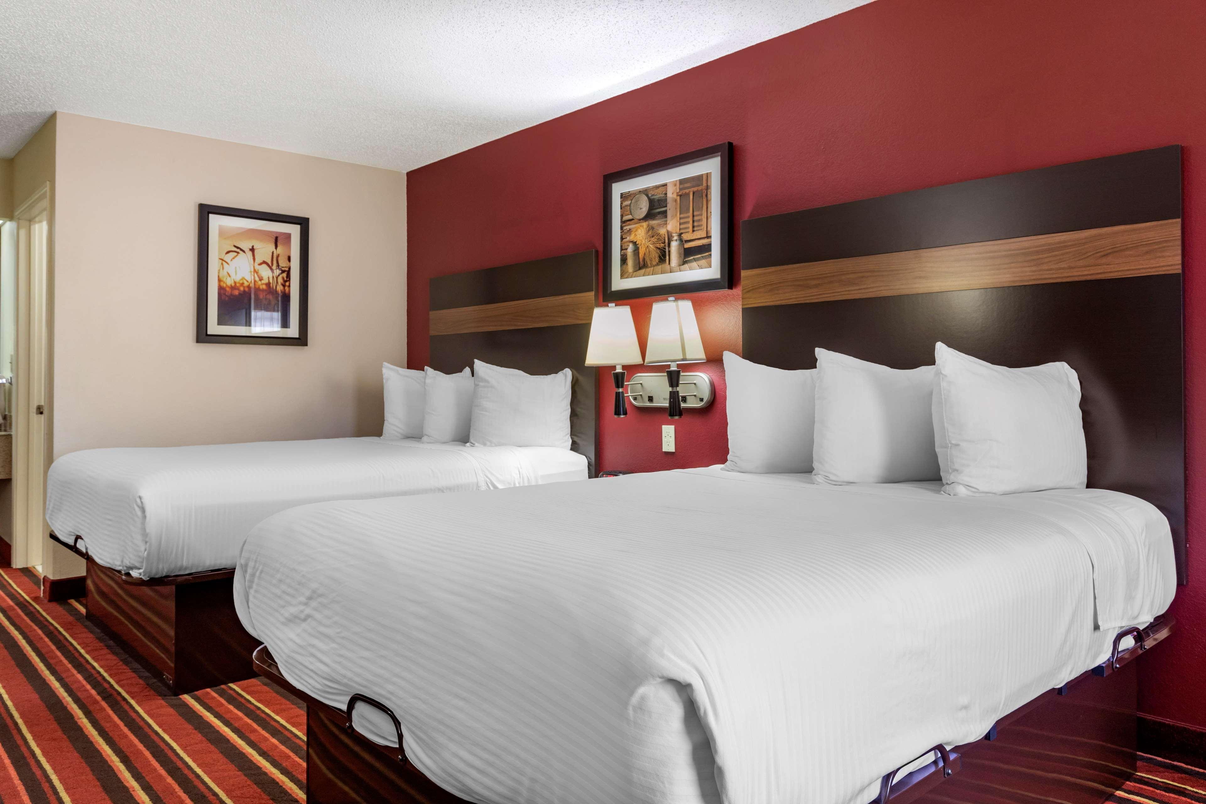 Best Western Lindale Inn מראה חיצוני תמונה