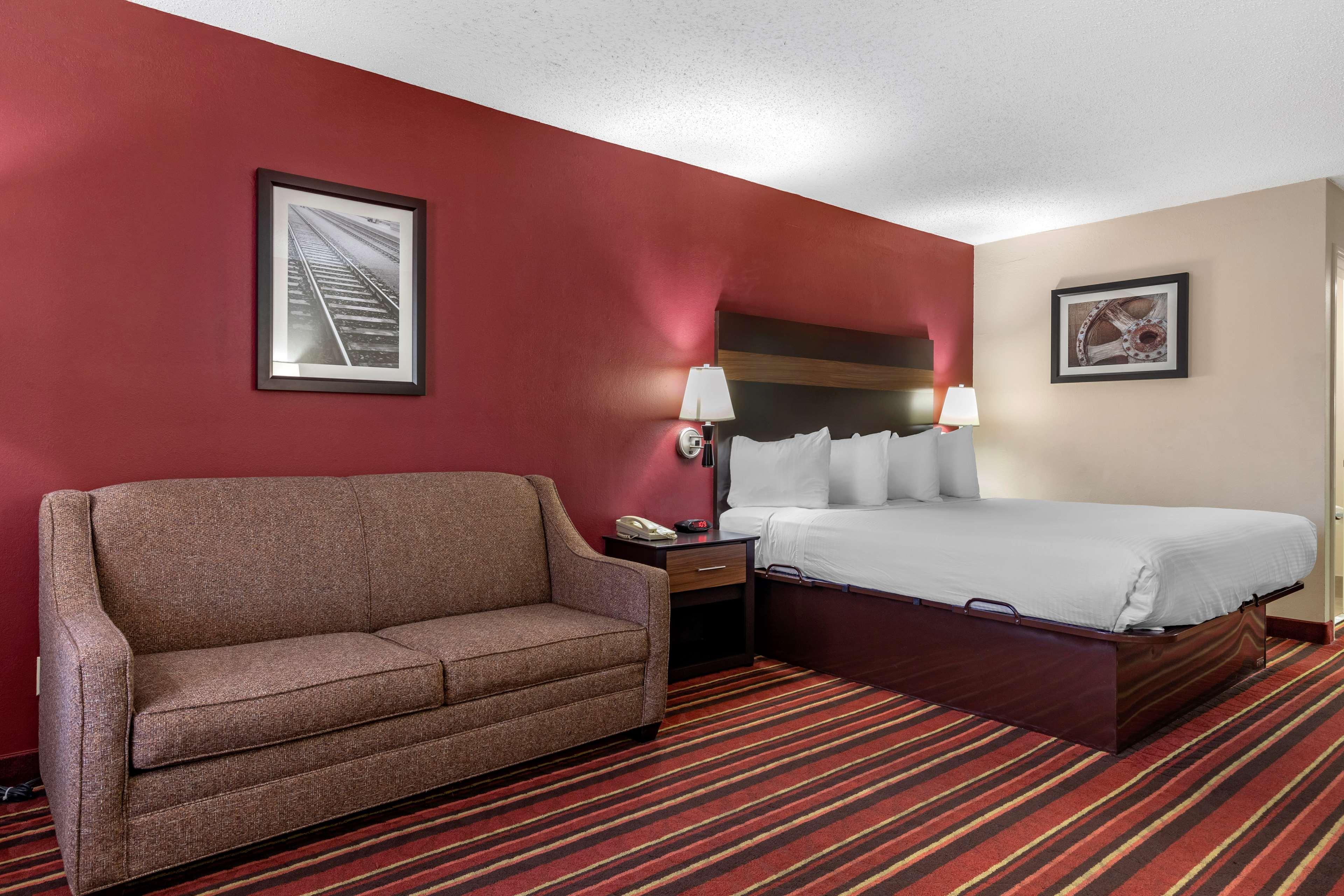 Best Western Lindale Inn מראה חיצוני תמונה